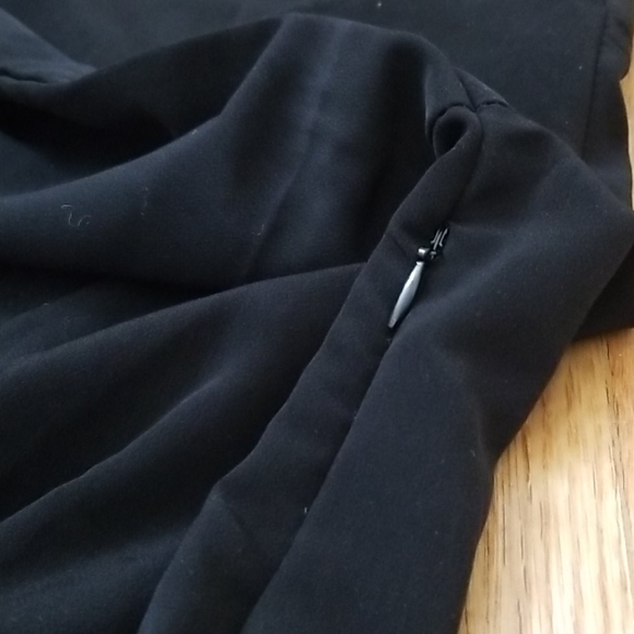 Black V-Neck Romper, Long Sleeve - Picture 6 of 8